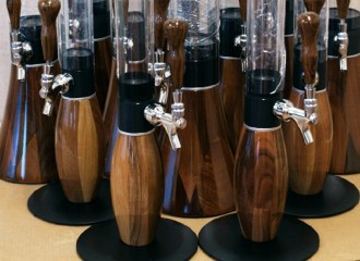 1 liter giraffe beverage dispensers - Walnut Wood